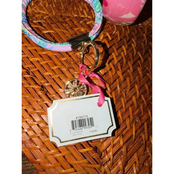 Lilly Pulitzer Bracelet & Round Keychain Lot – Bangle + NWT Keychain - Picture 10 of 10